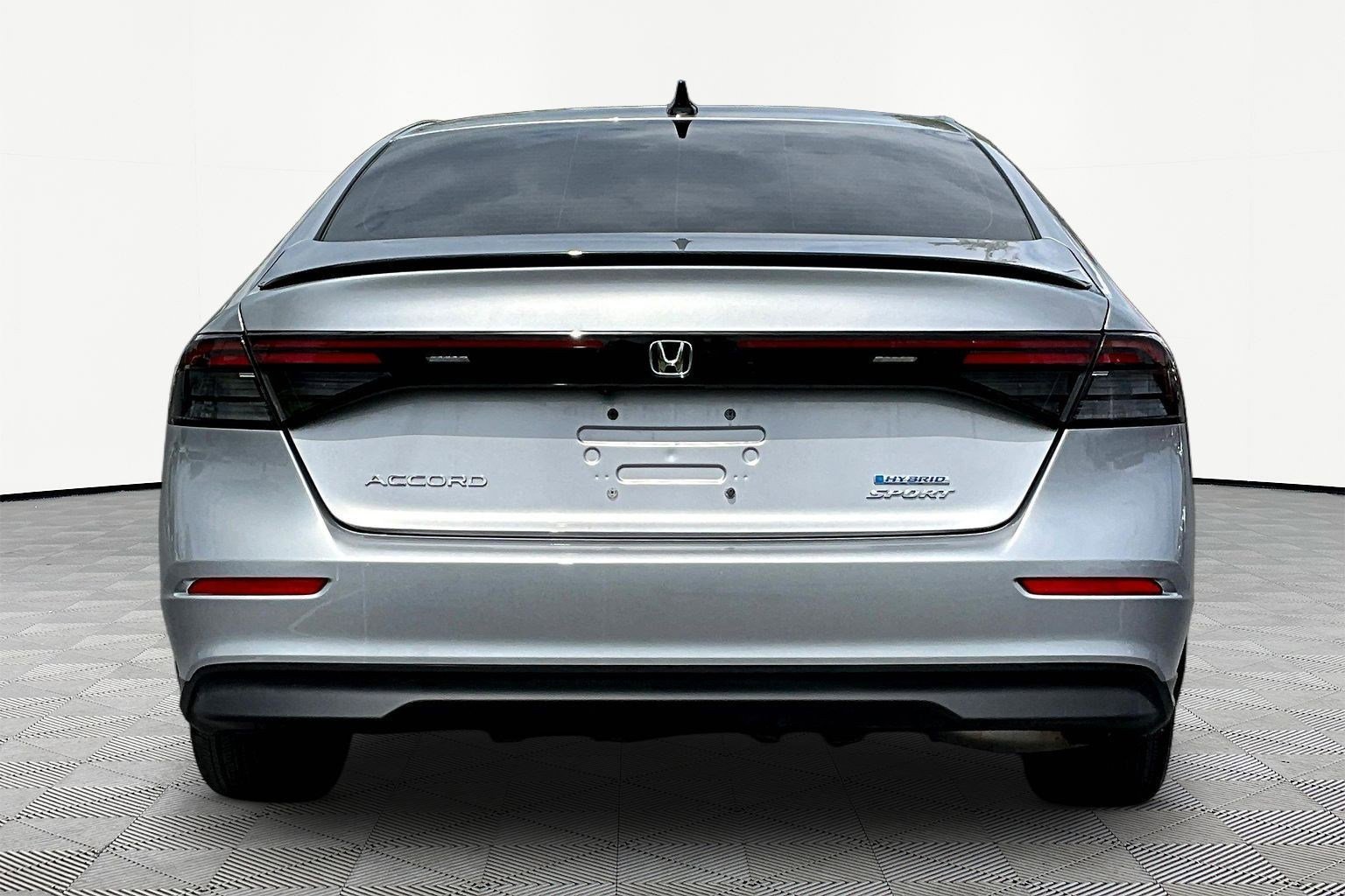 Used 2025 Honda Accord Sport image 5