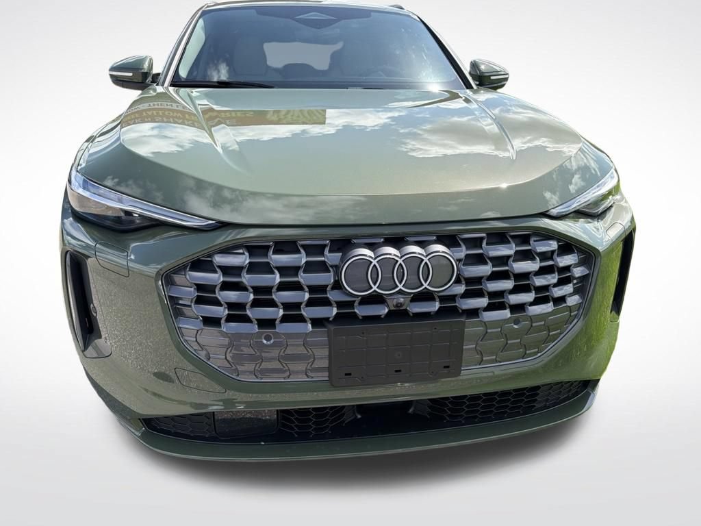 Used 2025 Audi Q5 Premium Plus AWD/4WD image 3