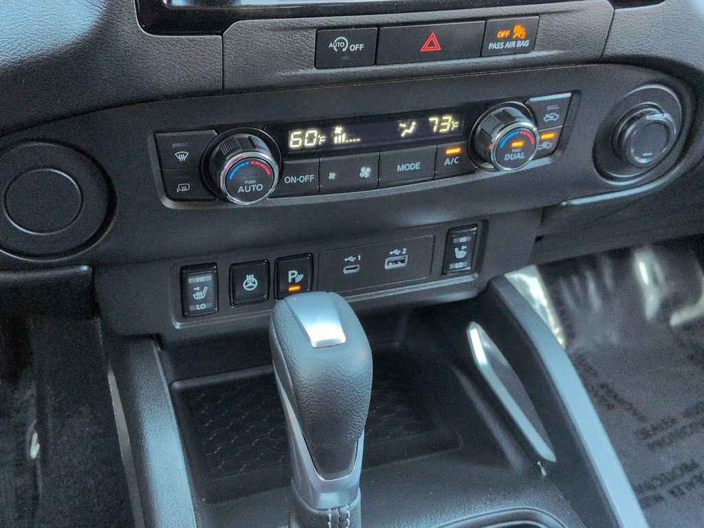 Used 2024 Nissan Frontier SV w/ SV Convenience Package image 26