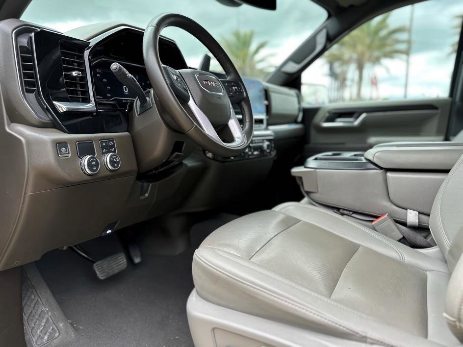 Used 2024 GMC Sierra 1500 SLT image 15