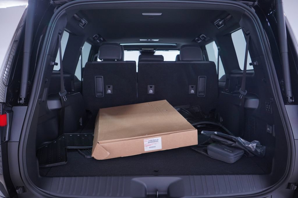 Used 2026 Lexus GX 550 w/ Accessory Package (2T) AWD/4WD image 22