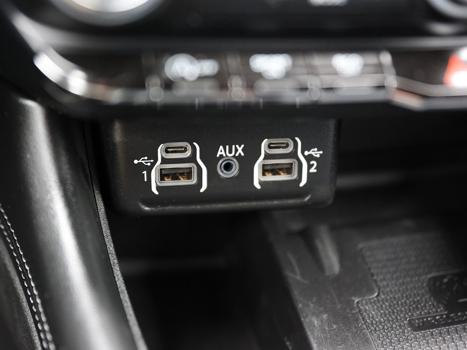 Used 2022 Dodge Durango GT image 30