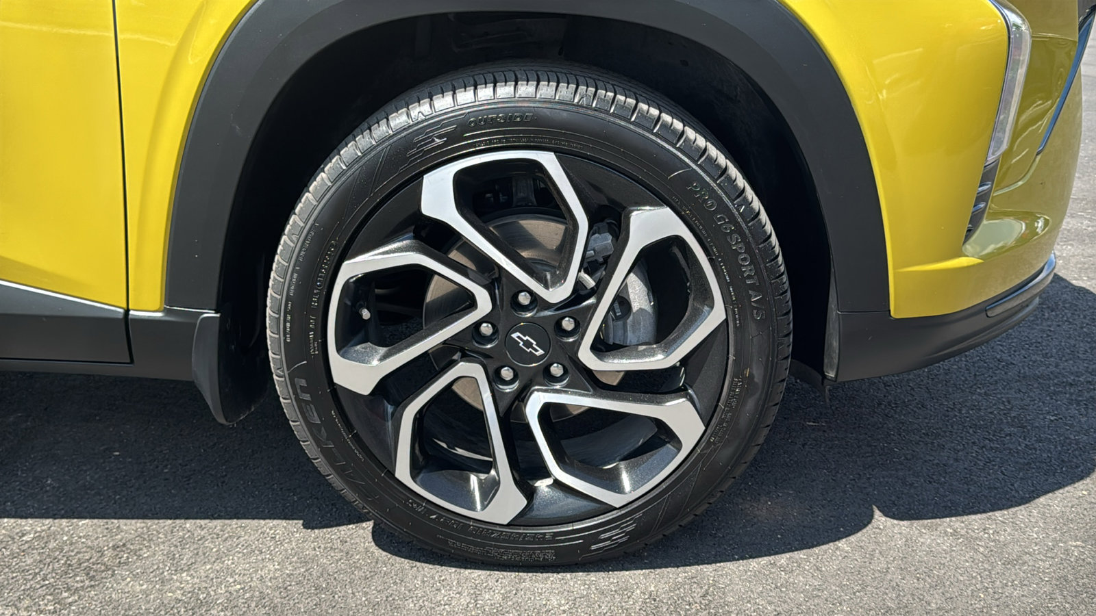 Used 2024 Chevrolet Trax RS w/ Sunroof Package image 33