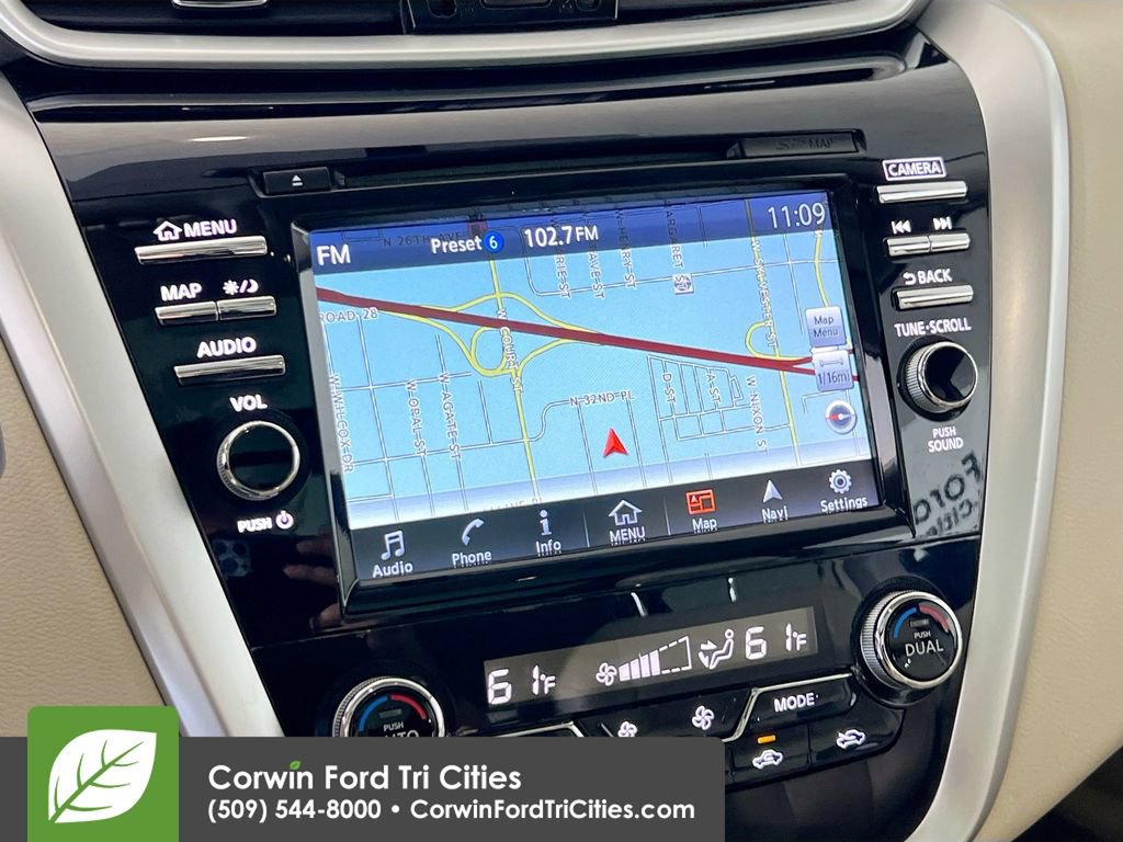 Used 2015 Nissan Murano Platinum w/ Platinum Technology Package FWD image 20