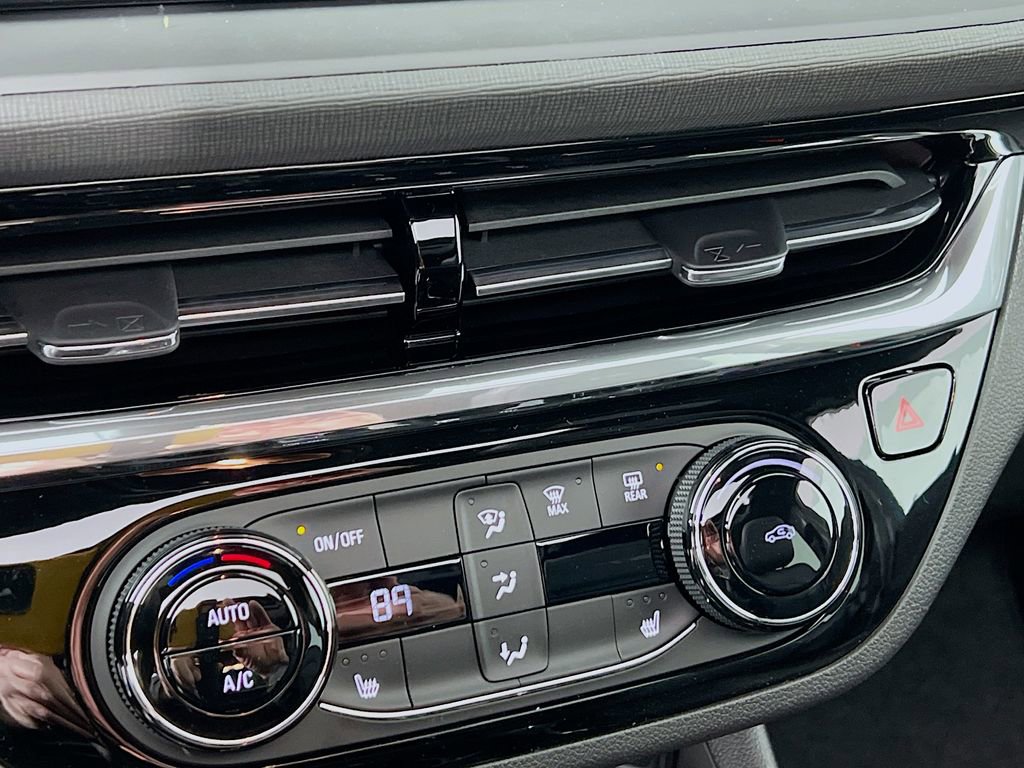New 2026 Buick Envista Sport Touring w/ Convenience I Package FWD image 12