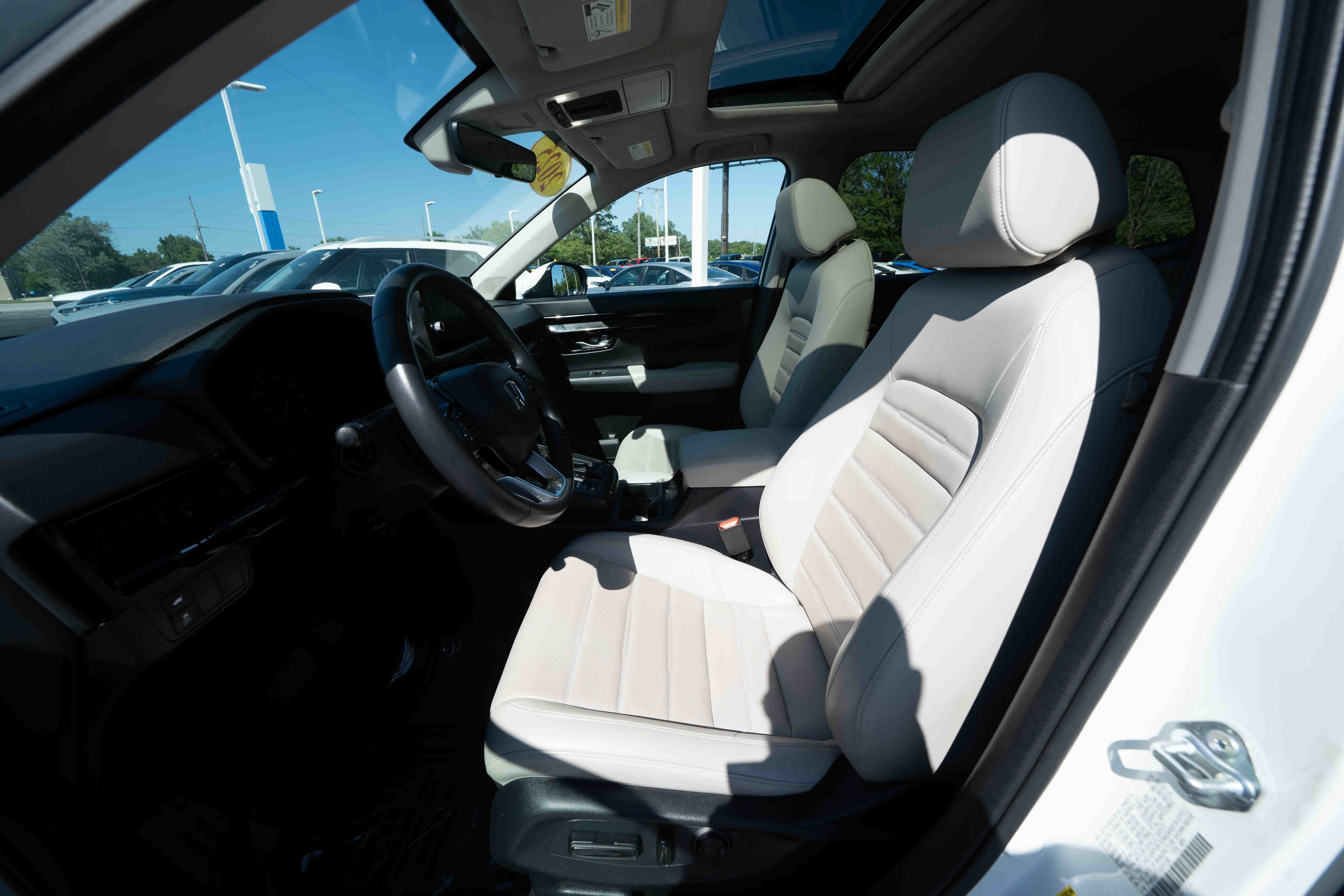 Certified 2025 Honda CR-V EX-L image 9