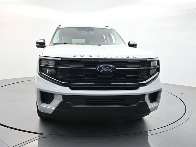 New 2026 Ford Expedition Active AWD/4WD image 2
