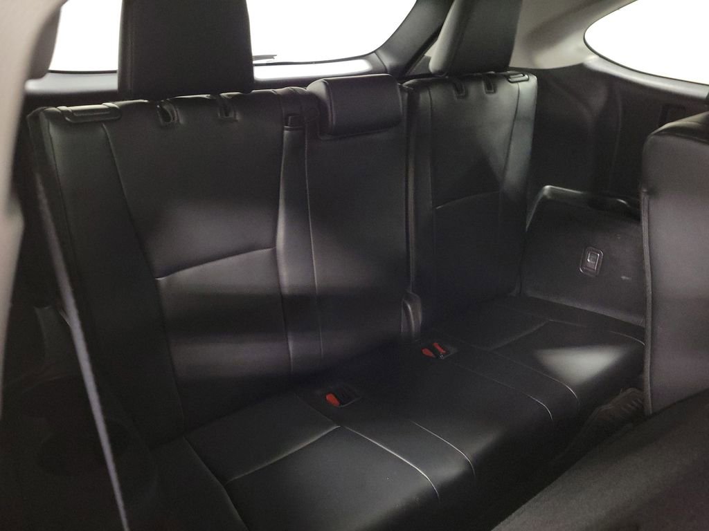 Used 2021 Toyota Highlander XLE image 26