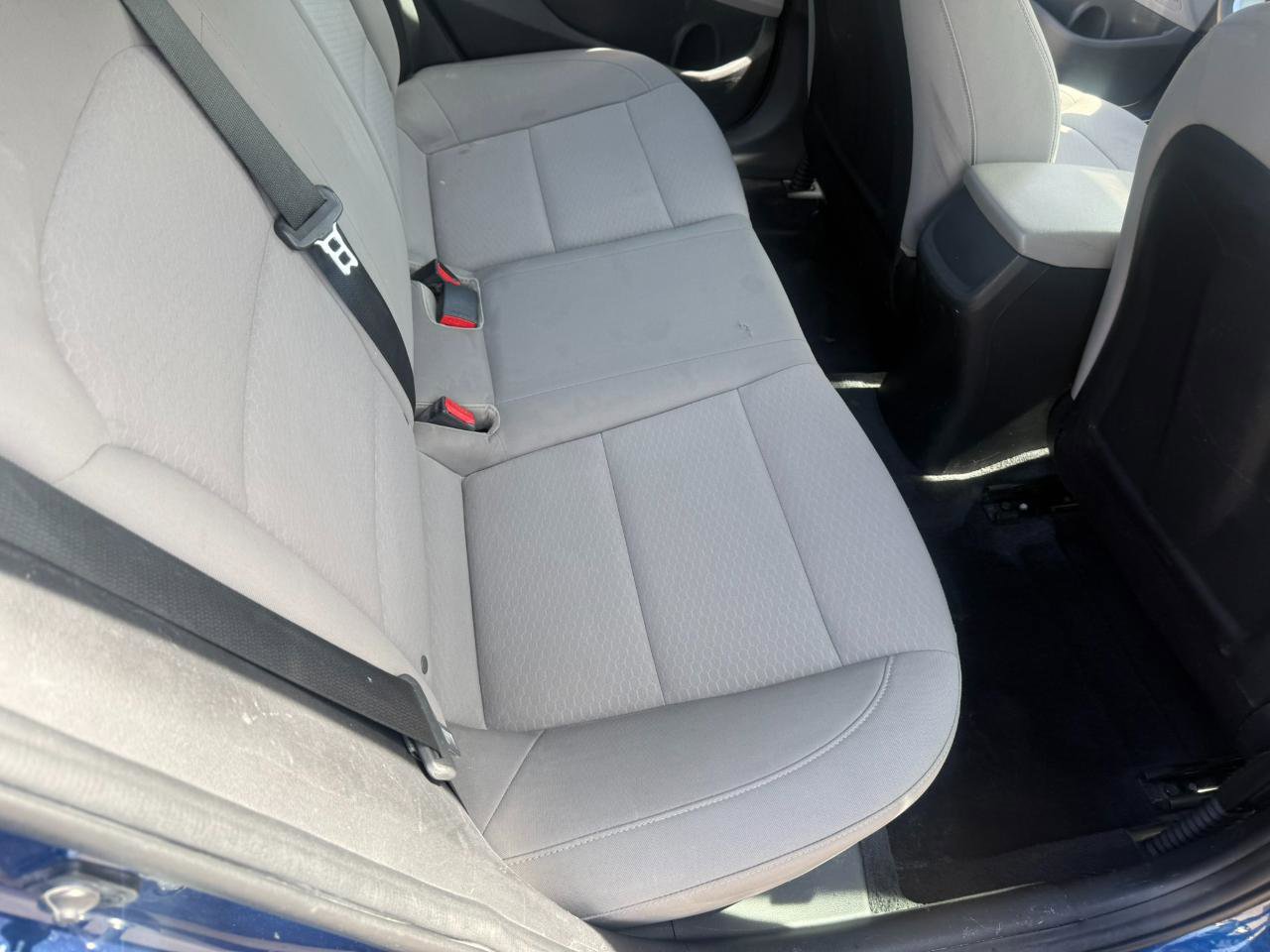 Used 2020 Hyundai Elantra SE image 20