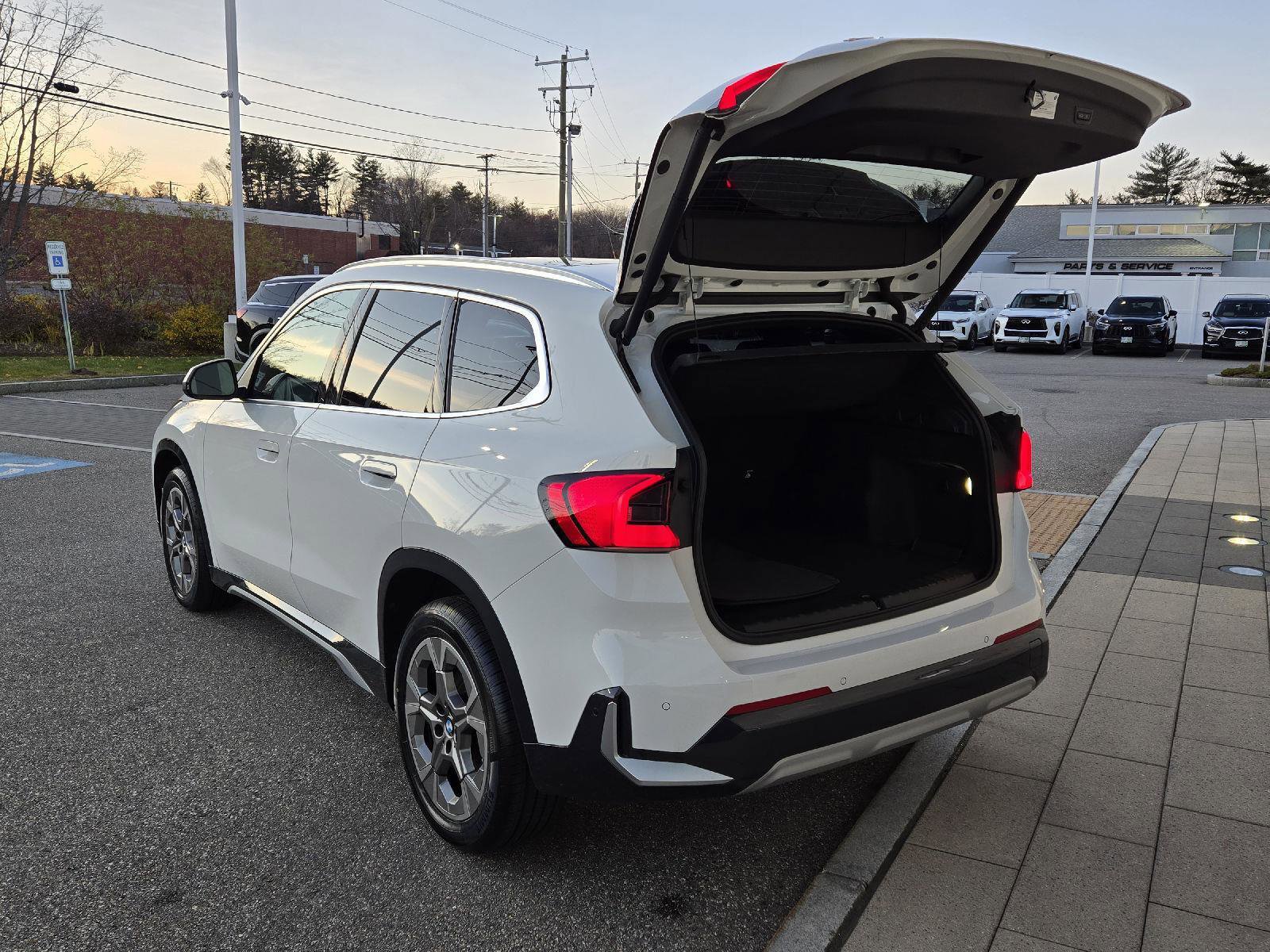 Used 2025 BMW X1 xDrive28i image 18