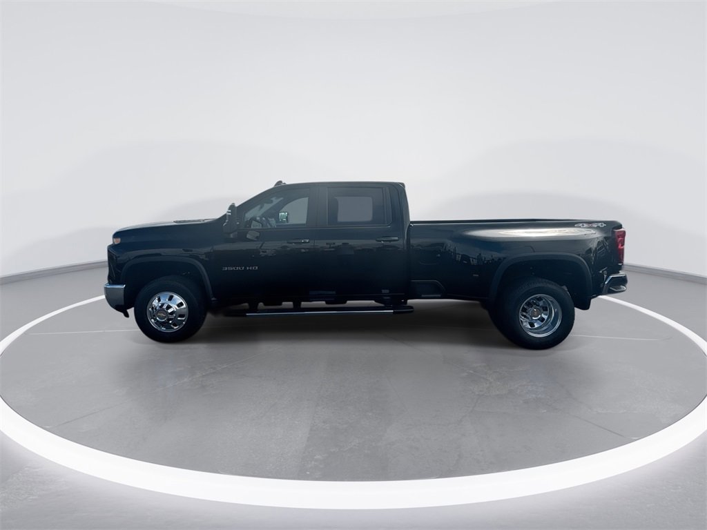New 2026 Chevrolet Silverado 3500 LT w/ All Star Edition image 5