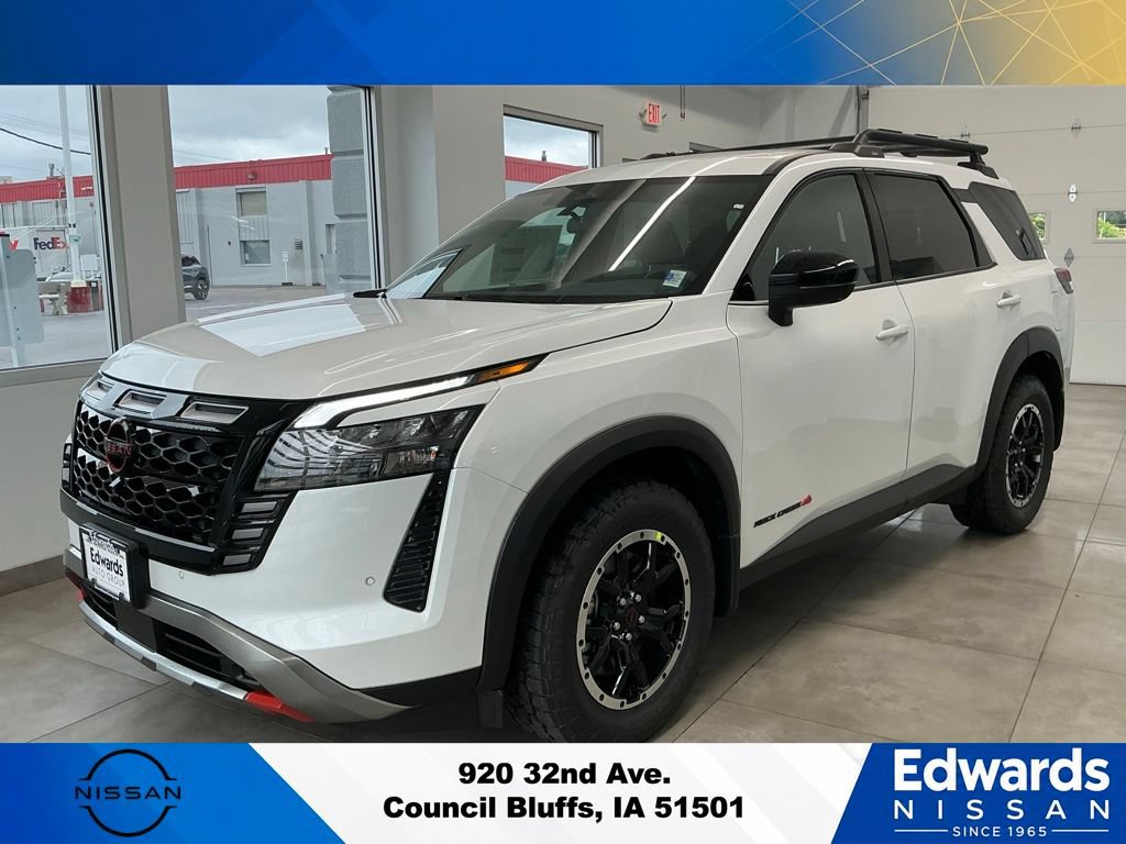 New 2026 Nissan Pathfinder Rock Creek AWD/4WD image 3
