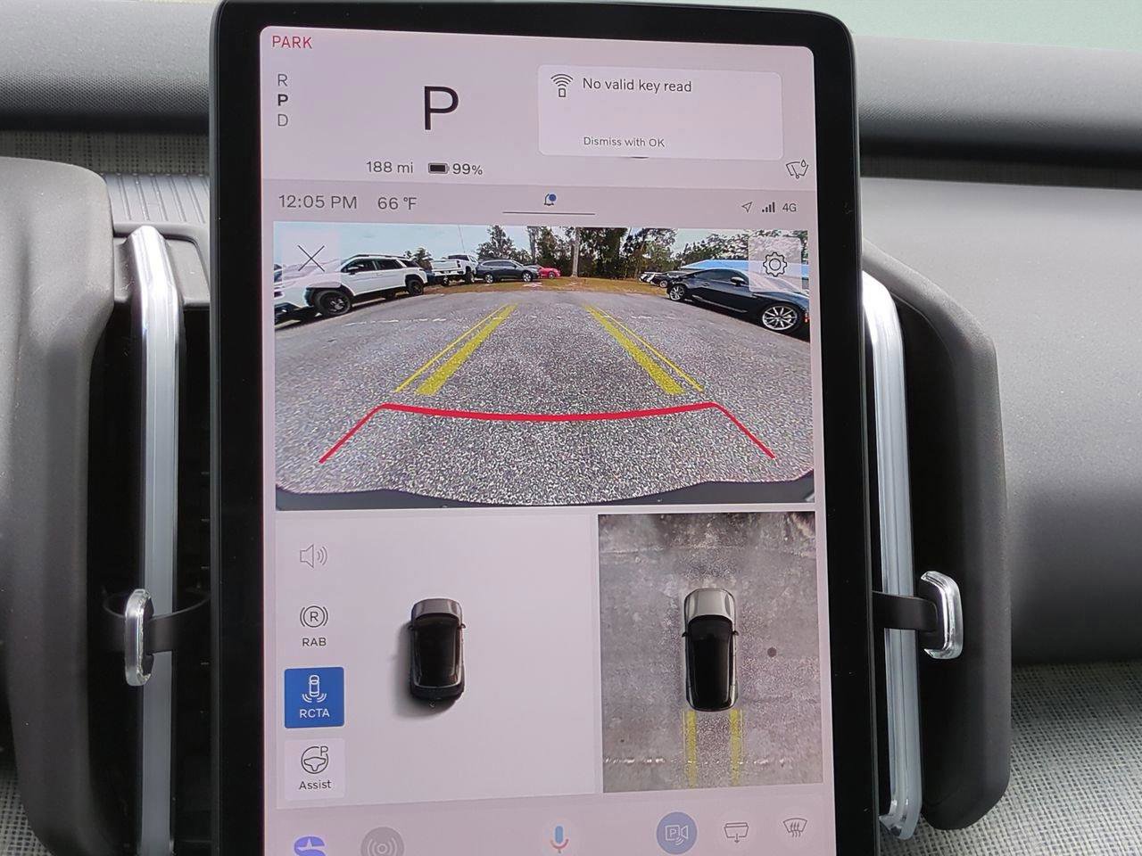 New 2026 Volvo EX30 Cross Country Ultra w/ Protection Package Premier image 17