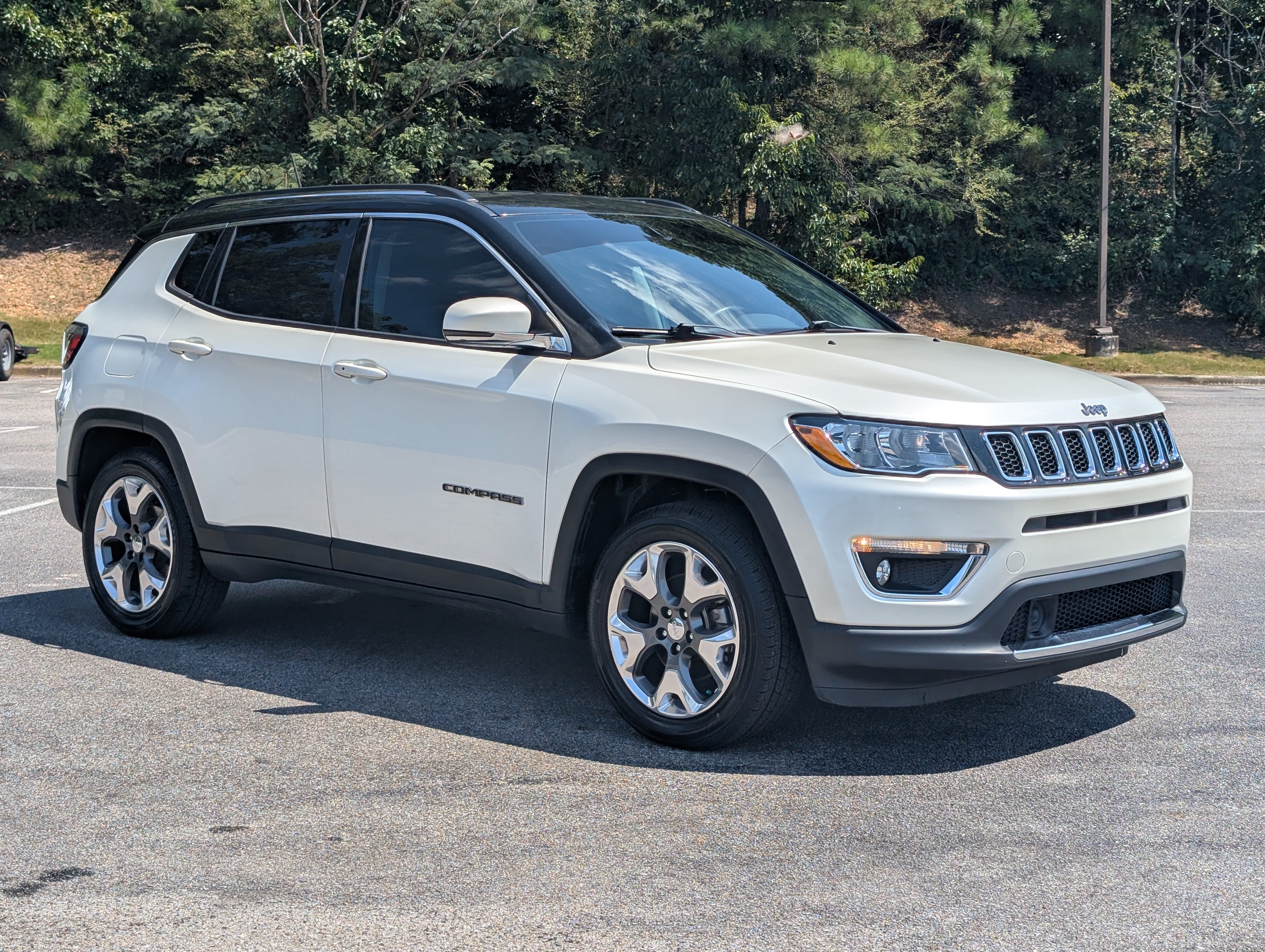 Used 2021 Jeep Compass Limited FWD image 11