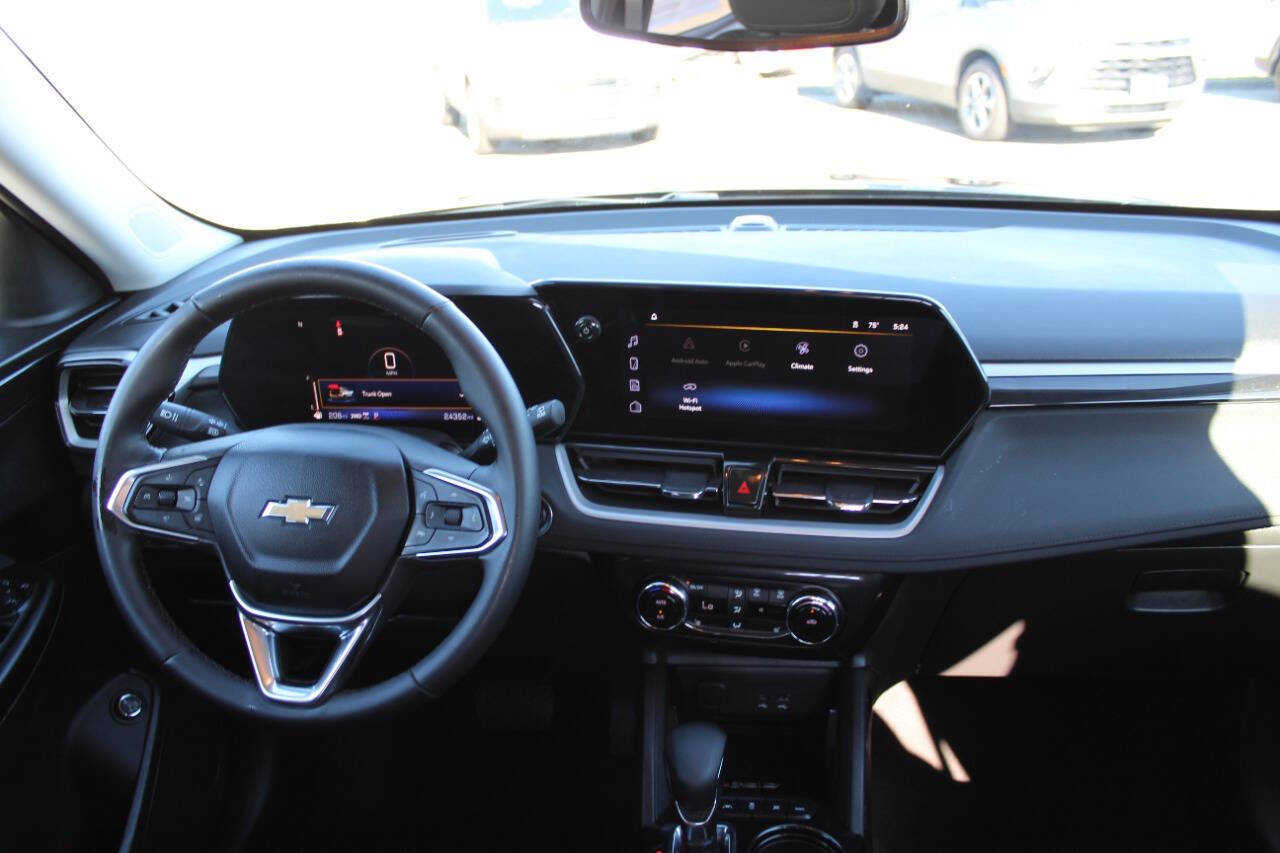 Used 2024 Chevrolet TrailBlazer LT w/ Convenience Package image 15