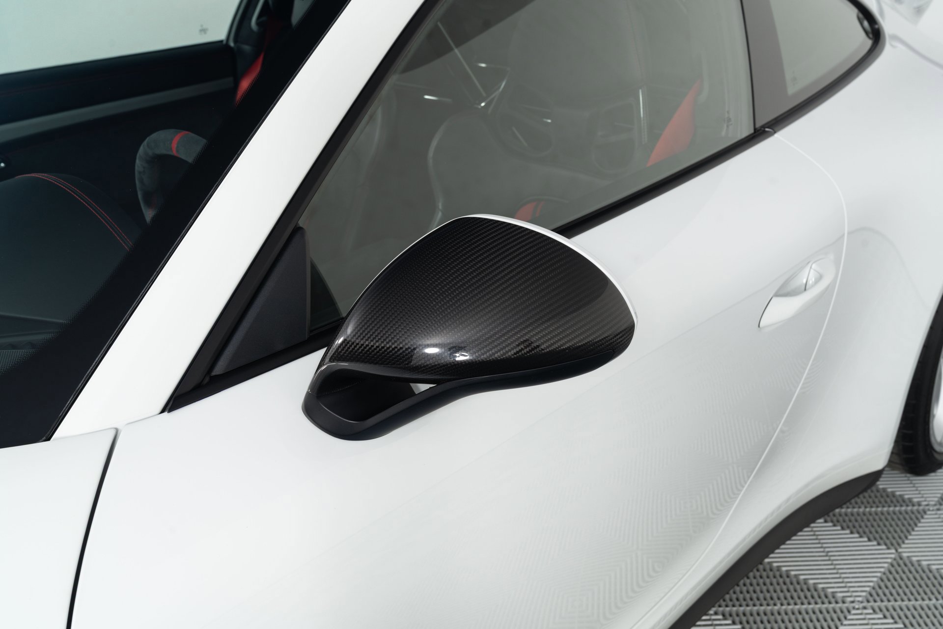 Used 2018 Porsche 911 GT3 RWD image 59