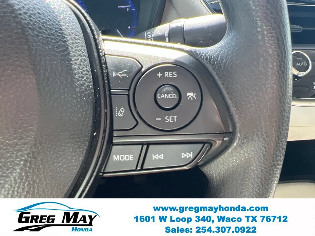Used 2022 Toyota Corolla LE FWD image 26