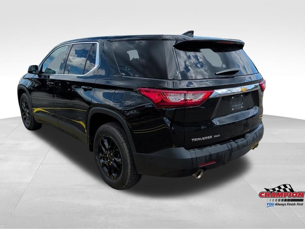 Used 2018 Chevrolet Traverse LS AWD/4WD image 3