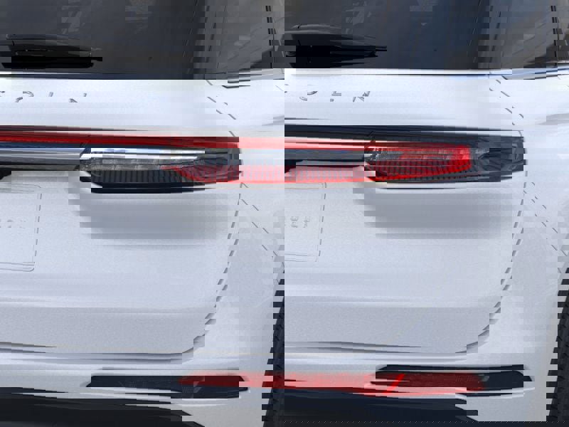 New 2025 Lincoln Corsair FWD image 21