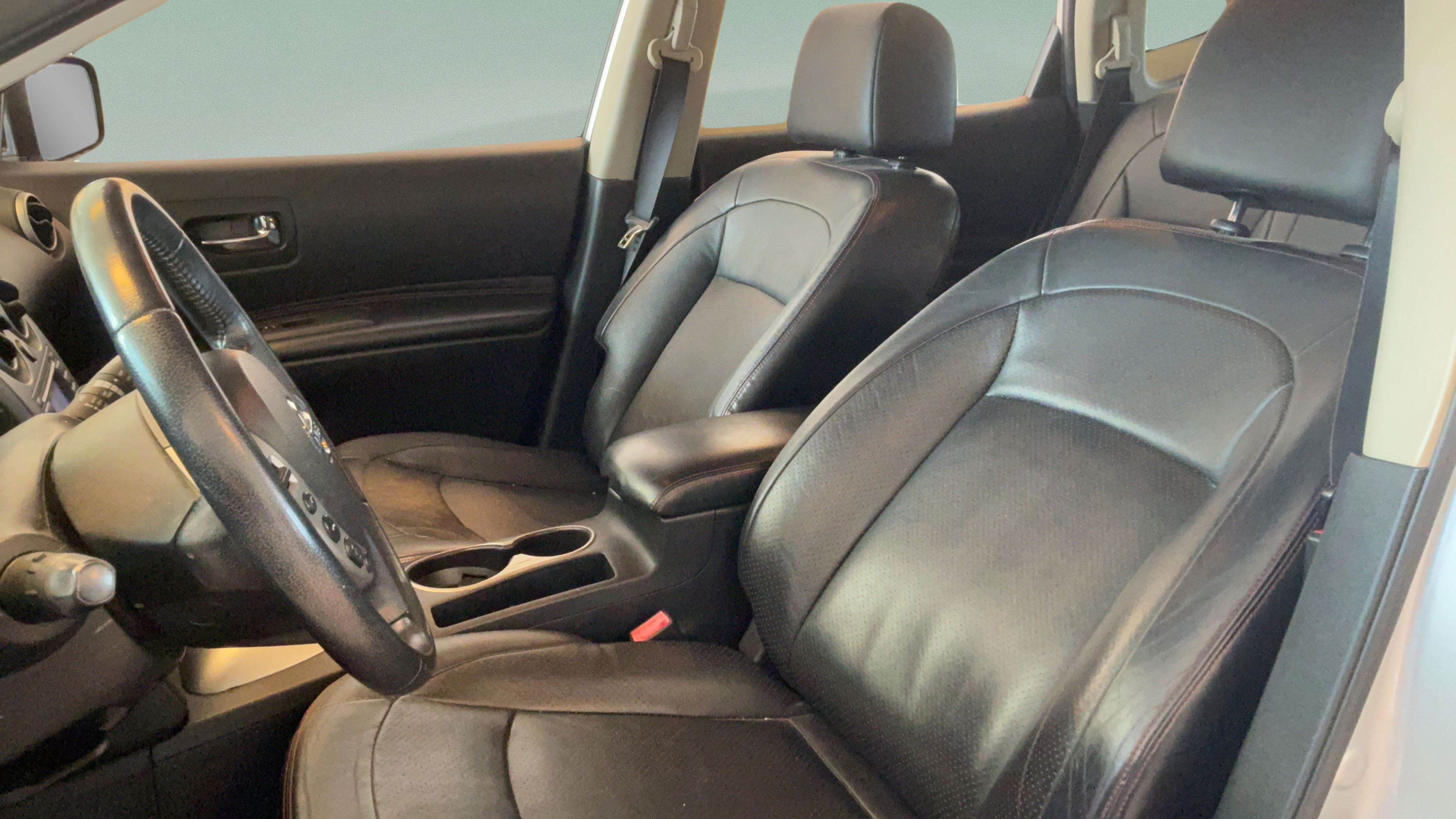 Used 2011 Nissan Rogue SV w/ SL Pkg AWD/4WD image 24
