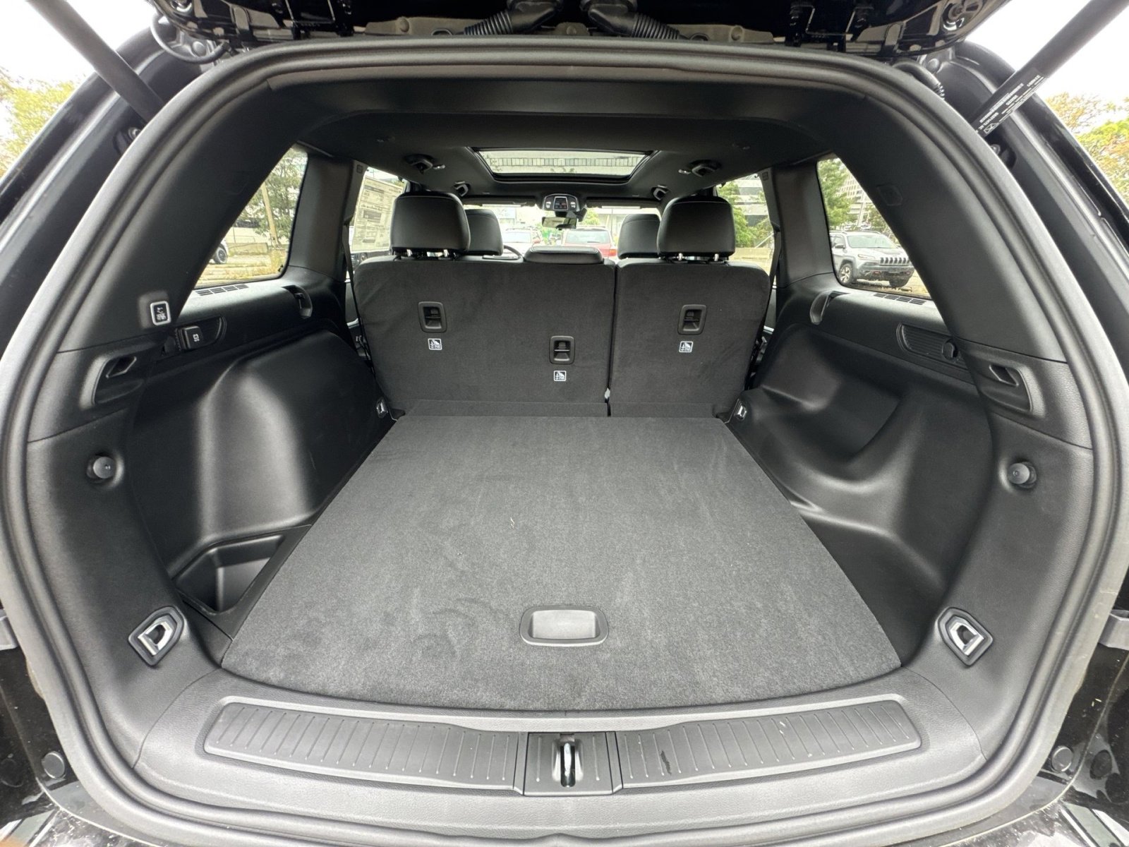 New 2025 Jeep Grand Cherokee Limited w/ Luxury Tech Group II image 27