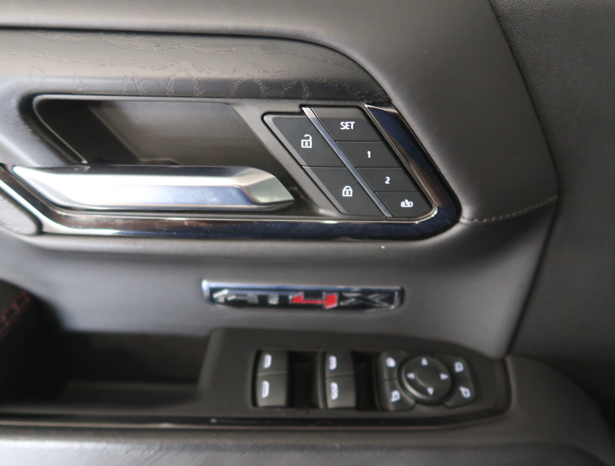 Used 2023 GMC Sierra 1500 AT4X AWD/4WD image 18