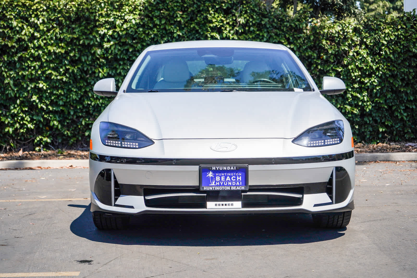 Used 2023 Hyundai Ioniq 6 Limited w/ Cargo Package RWD image 2