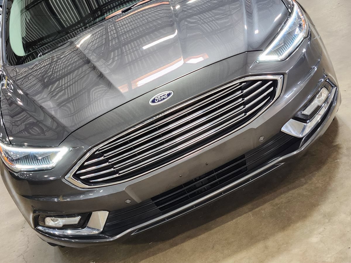 Used 2017 Ford Fusion Titanium FWD image 17