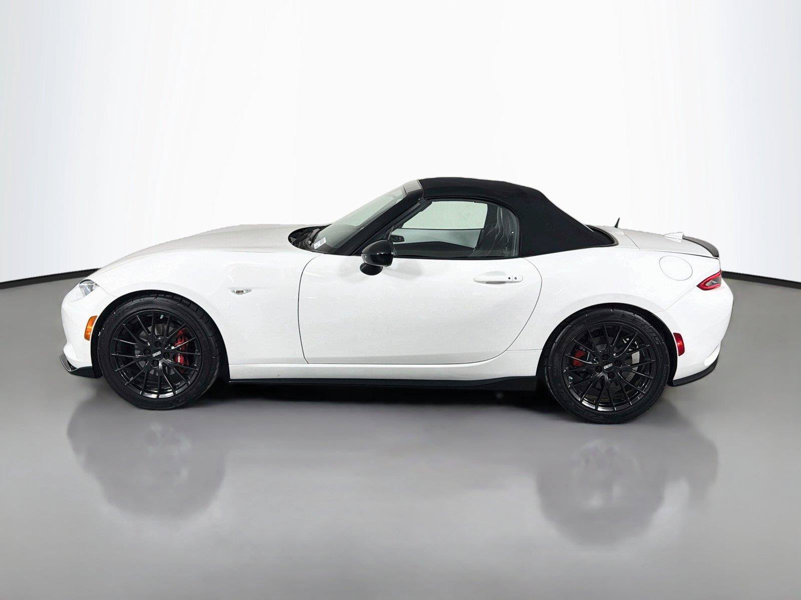 Used 2019 MAZDA MX-5 Miata Club w/ Brembo/BBS Recaro Package RWD image 8