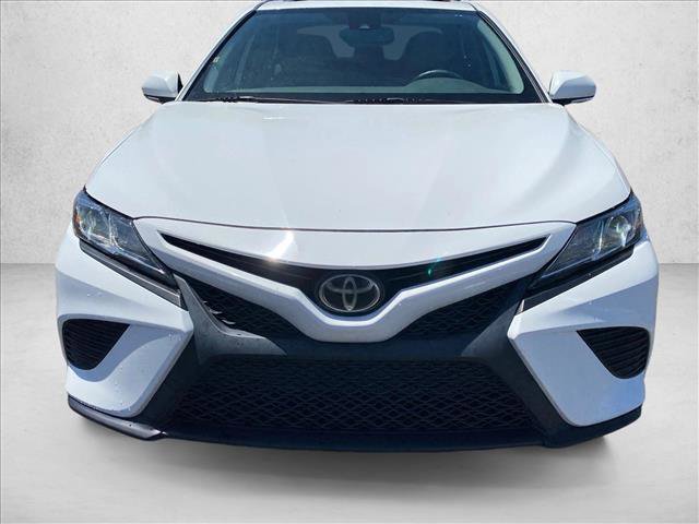 Used 2020 Toyota Camry SE w/ Audio Package FWD image 2