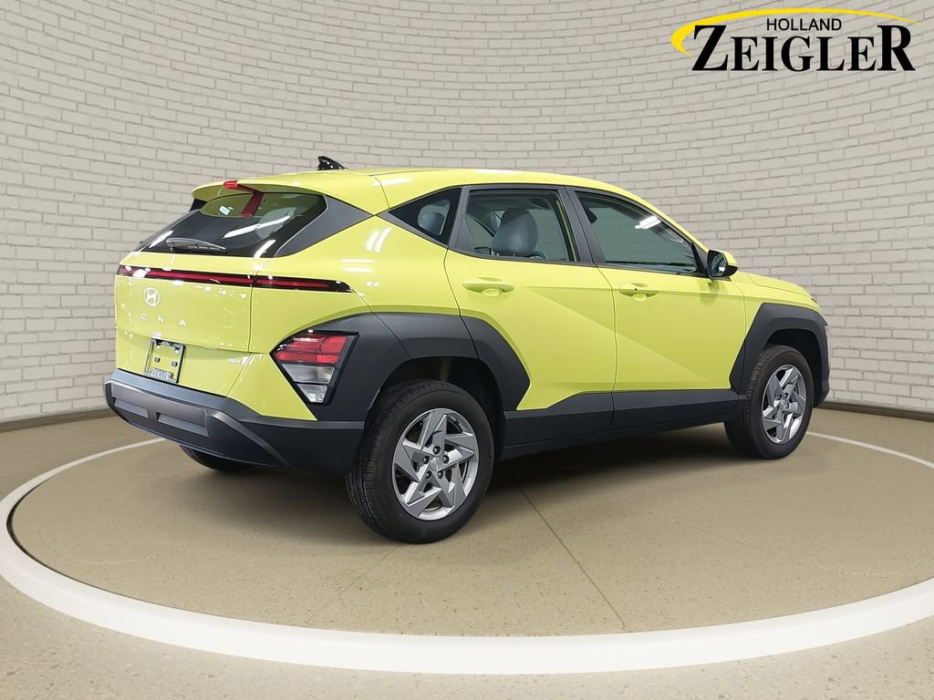 Certified 2024 Hyundai Kona SE image 5