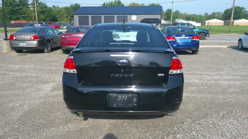 Used 2008 Ford Focus SES FWD image 4