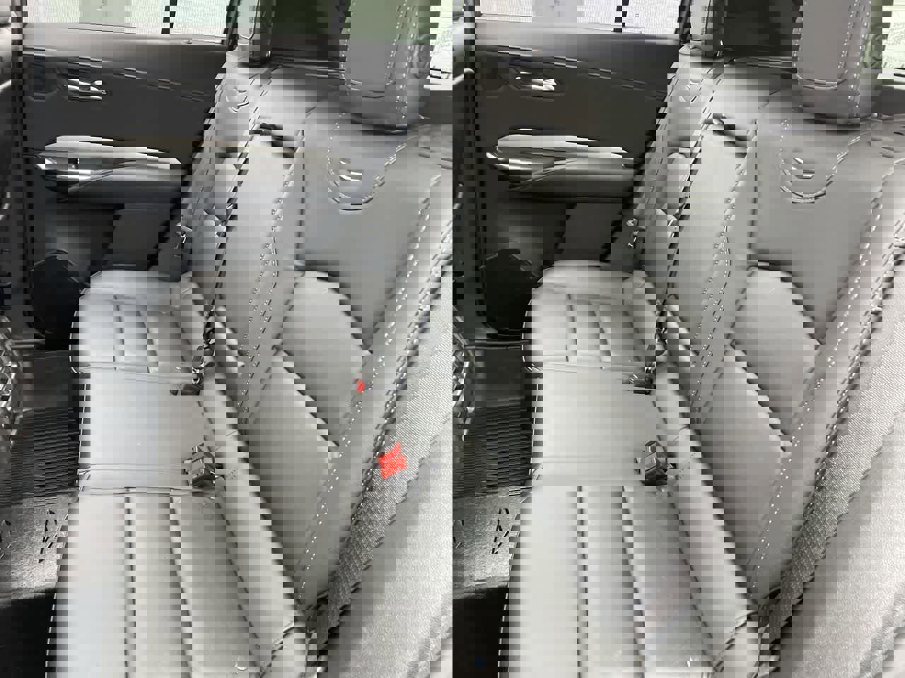 Certified 2023 Cadillac XT4 Premium Luxury w/ Cold Weather Package image 19