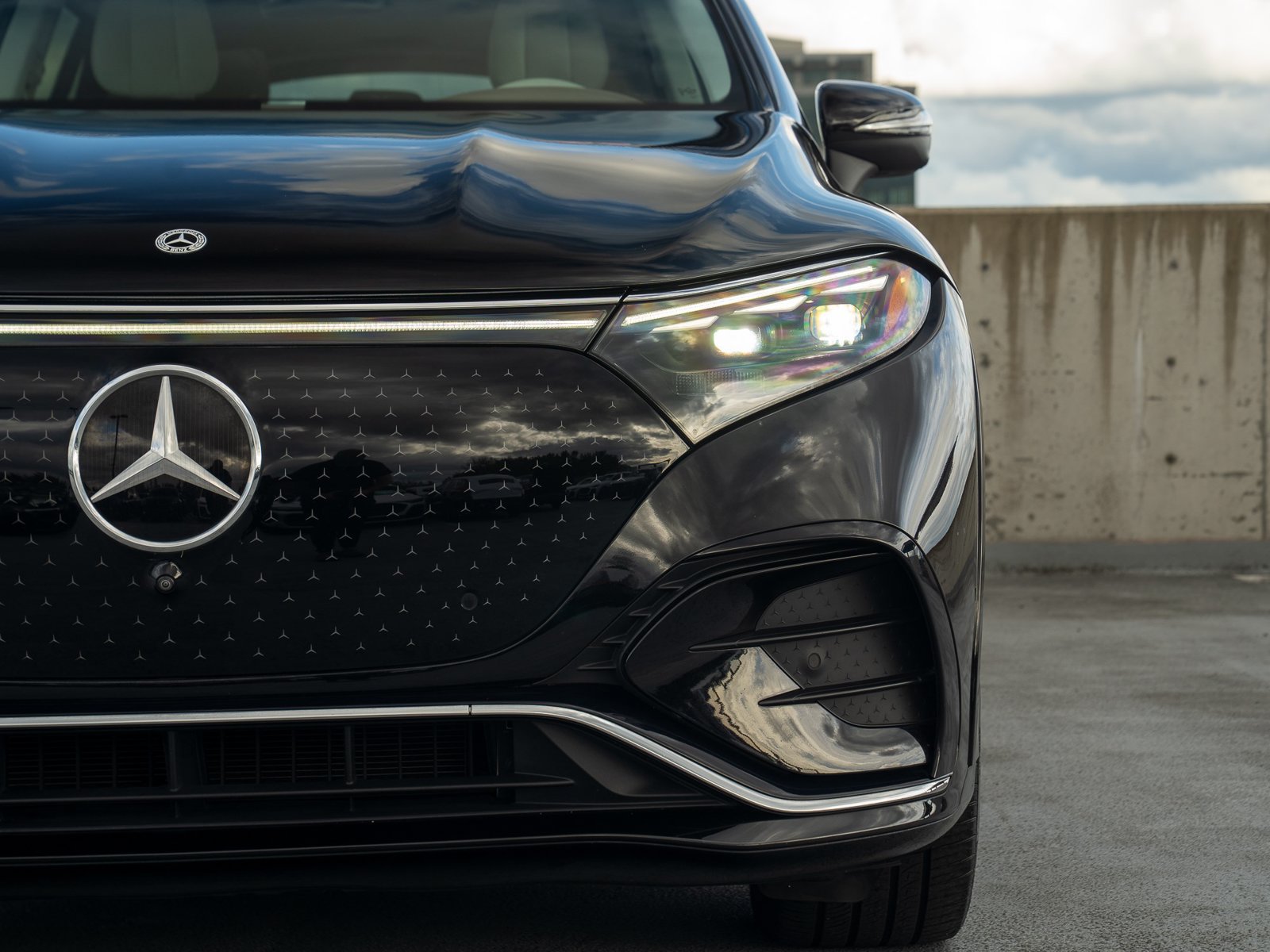 Used 2023 Mercedes-Benz EQS 580 4MATIC SUV image 8