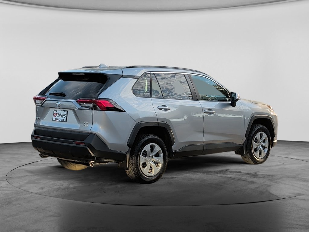 Used 2019 Toyota RAV4 LE w/ All Weather Liner Package AWD/4WD image 7