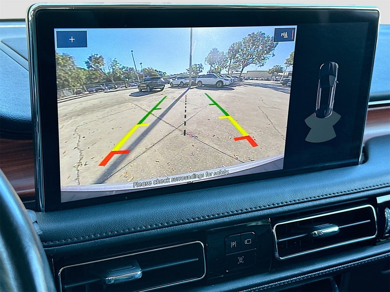 Used 2022 Lincoln Nautilus Reserve image 14