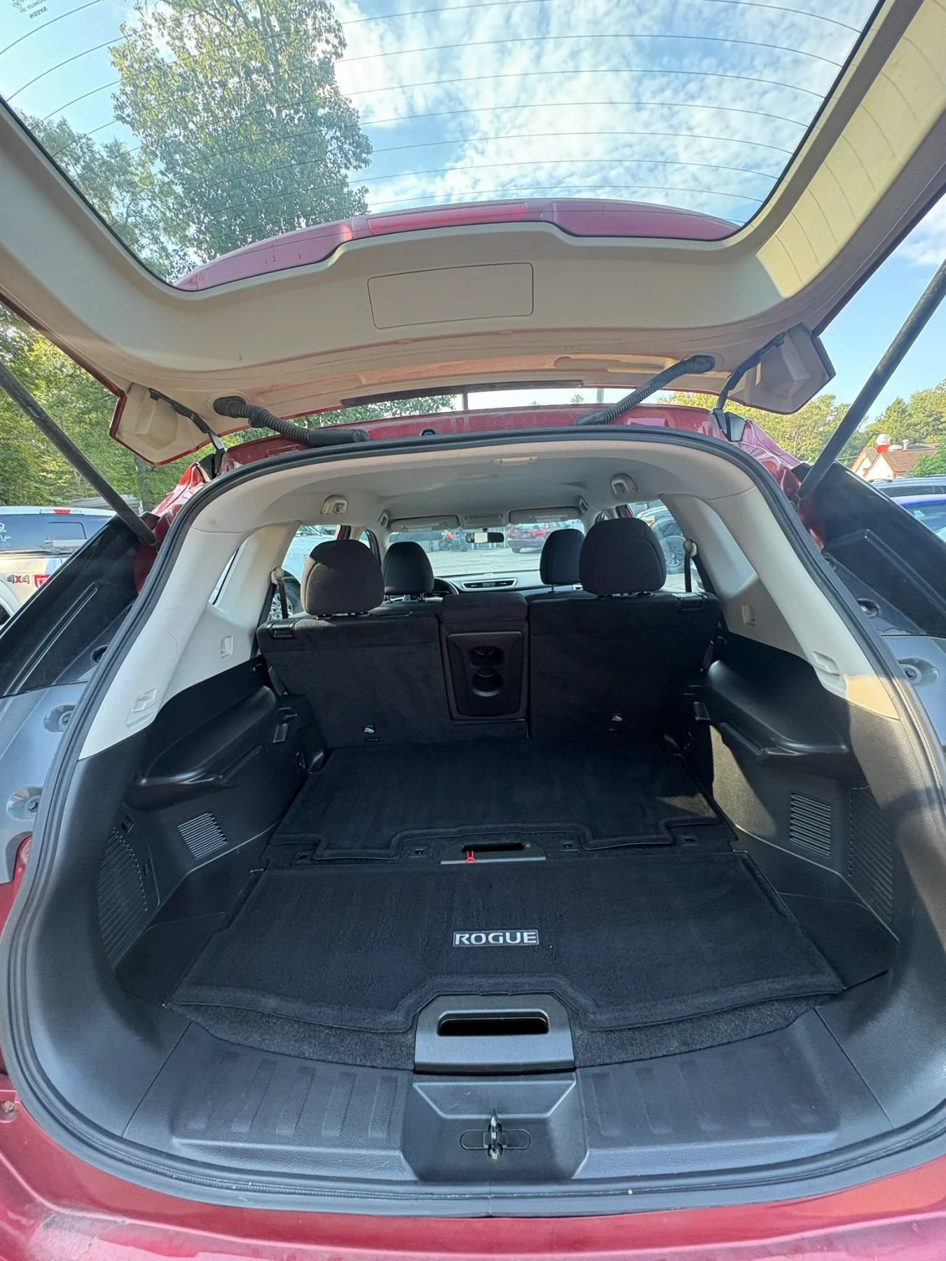 Used 2016 Nissan Rogue S AWD/4WD image 22