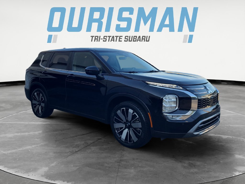 Used 2025 Mitsubishi Outlander SE AWD/4WD image 1