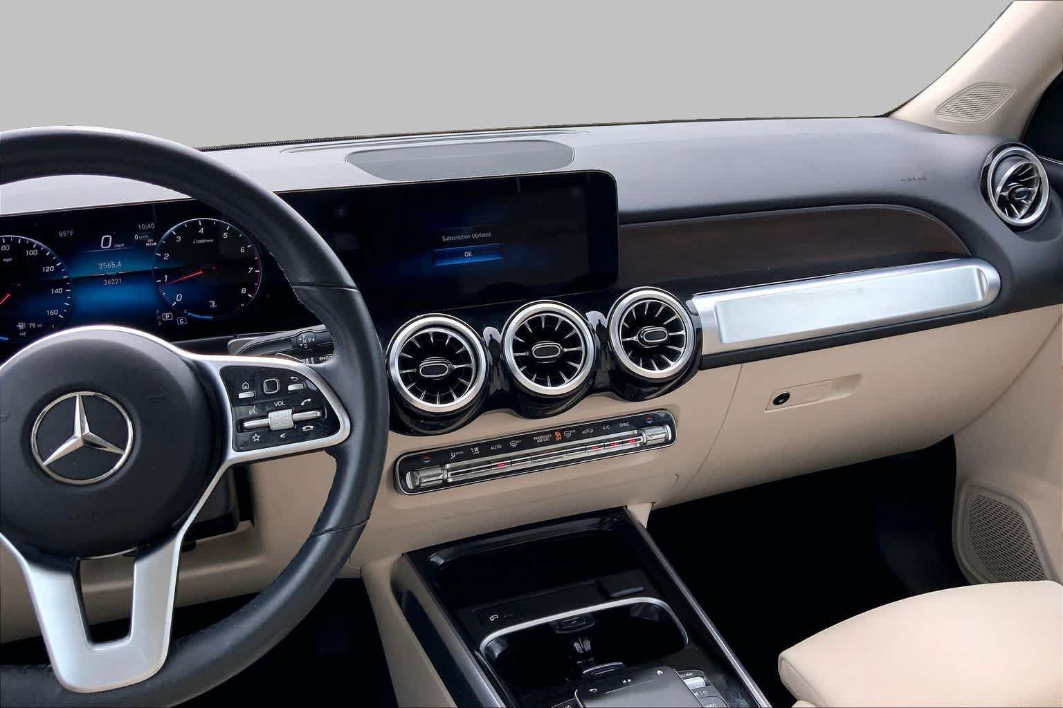 Used 2023 Mercedes-Benz GLB 250 image 7