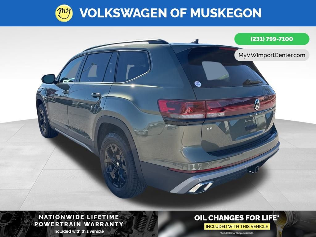 New 2026 Volkswagen Atlas Peak Edition image 5