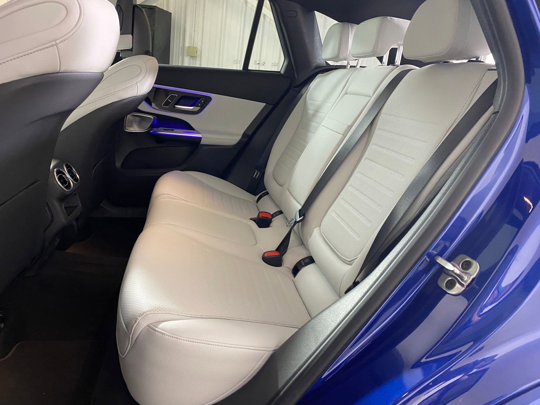 Used 2026 Mercedes-Benz GLC 300 4MATIC image 13