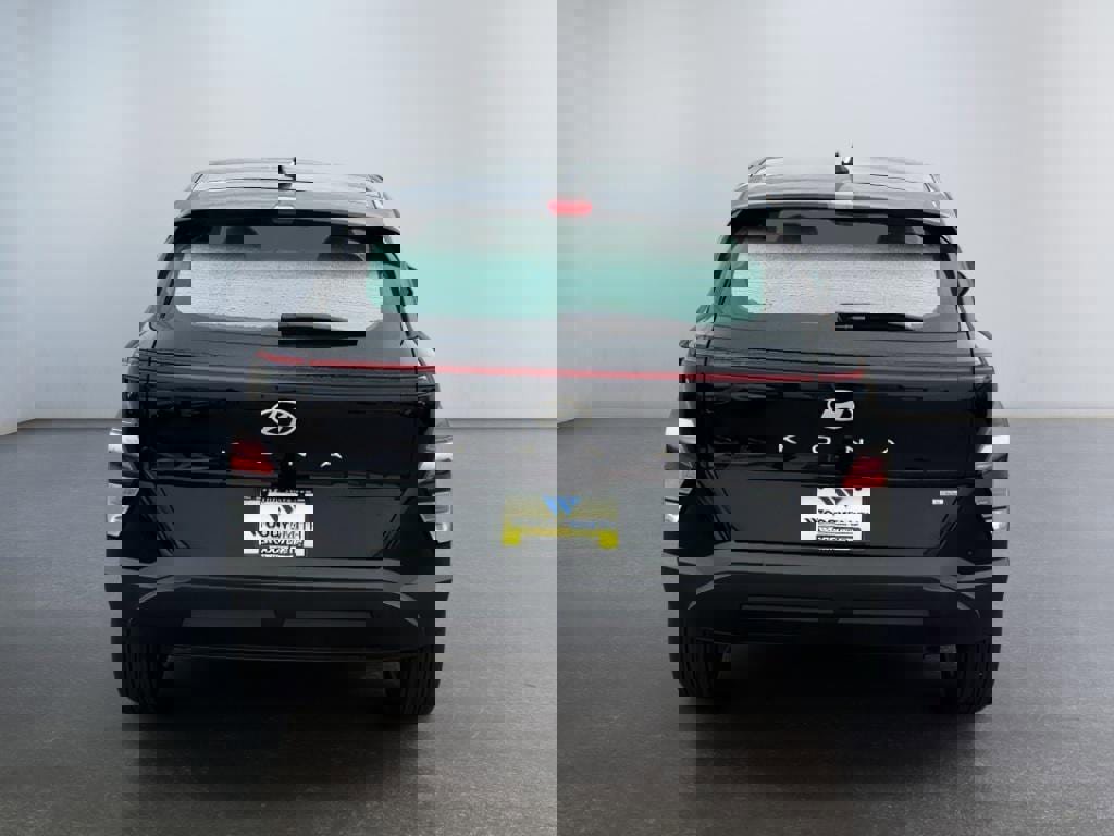 New 2026 Hyundai Kona SE image 6