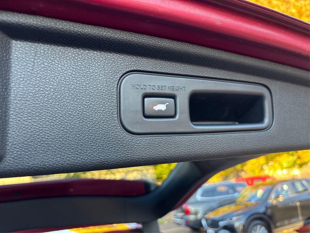 Used 2022 Honda Odyssey Elite image 14