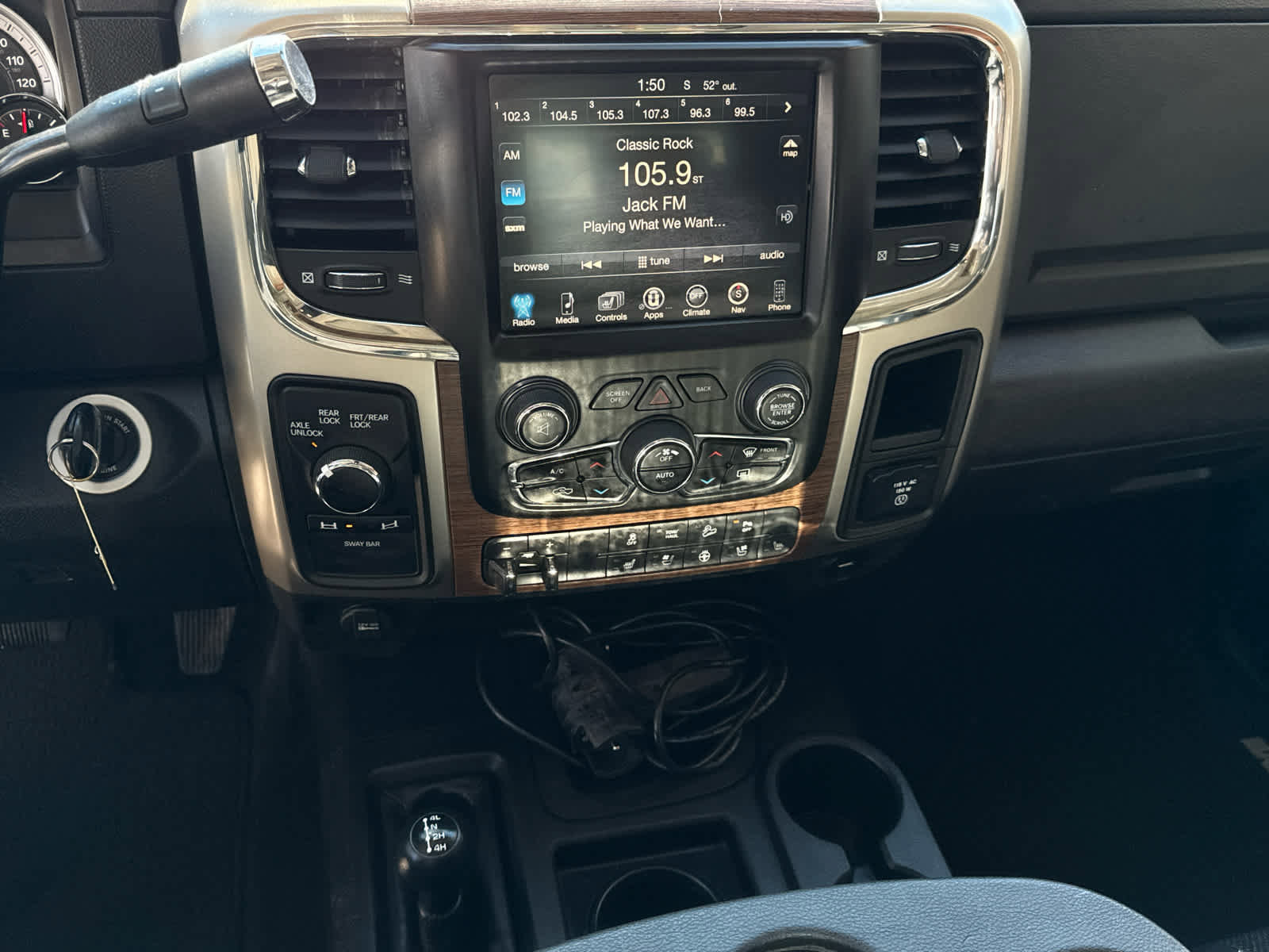 Used 2015 RAM 2500 Power Wagon Laramie image 17