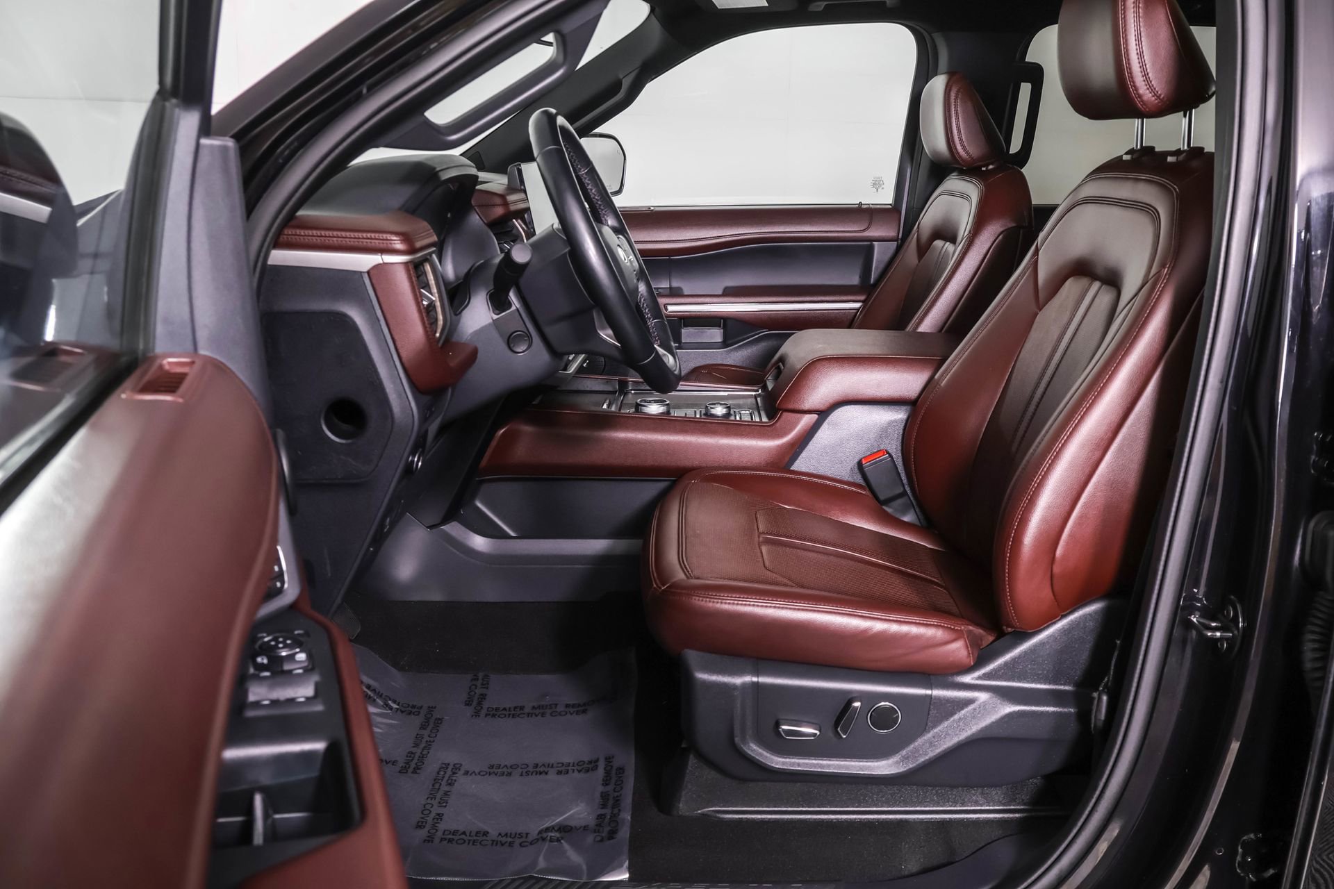 Used 2023 Ford Expedition Limited image 7