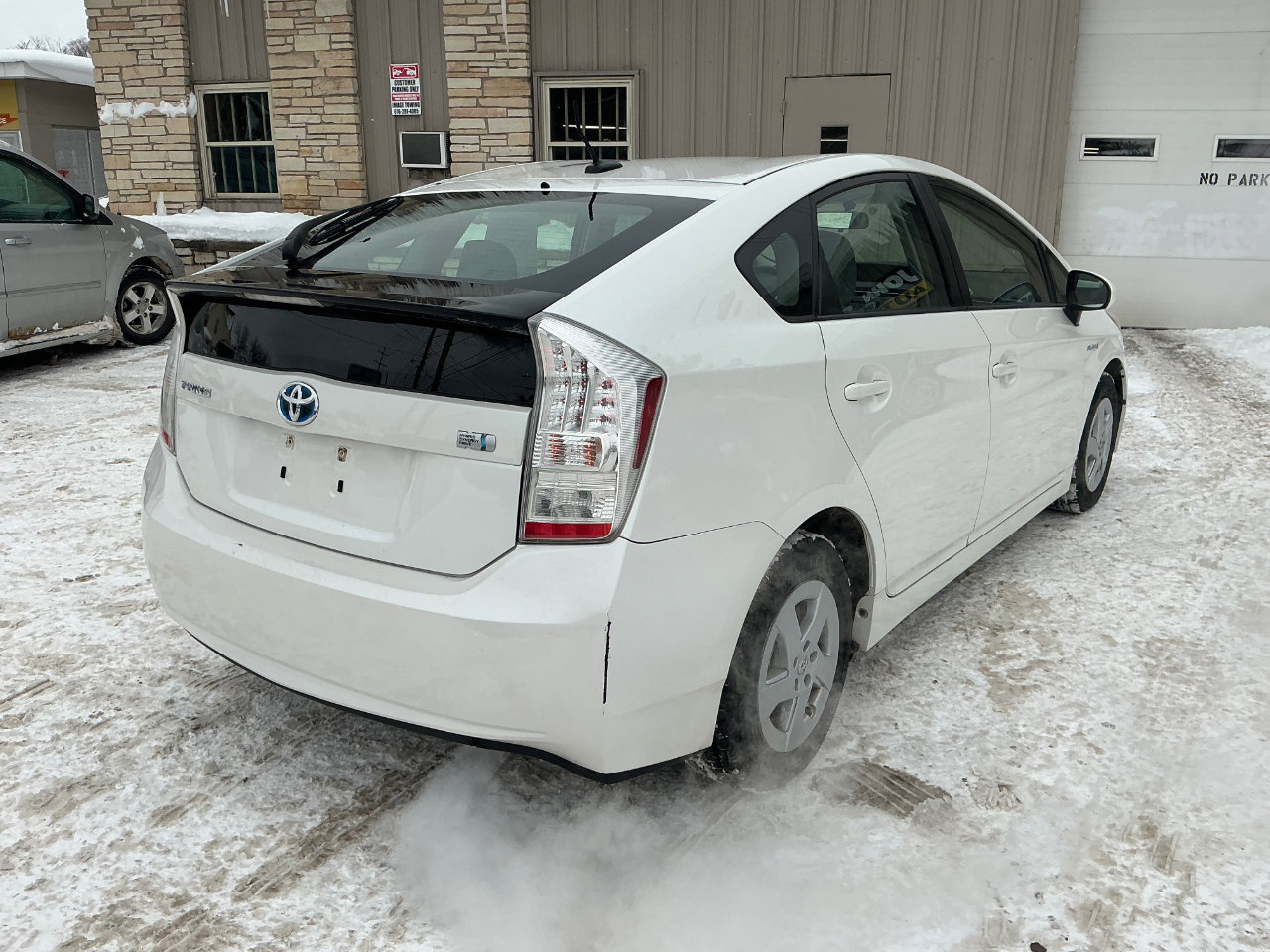 Used 2010 Toyota Prius Five image 3