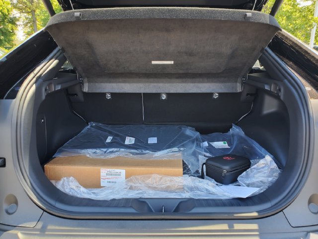 New 2026 Toyota C-HR AWD/4WD image 8