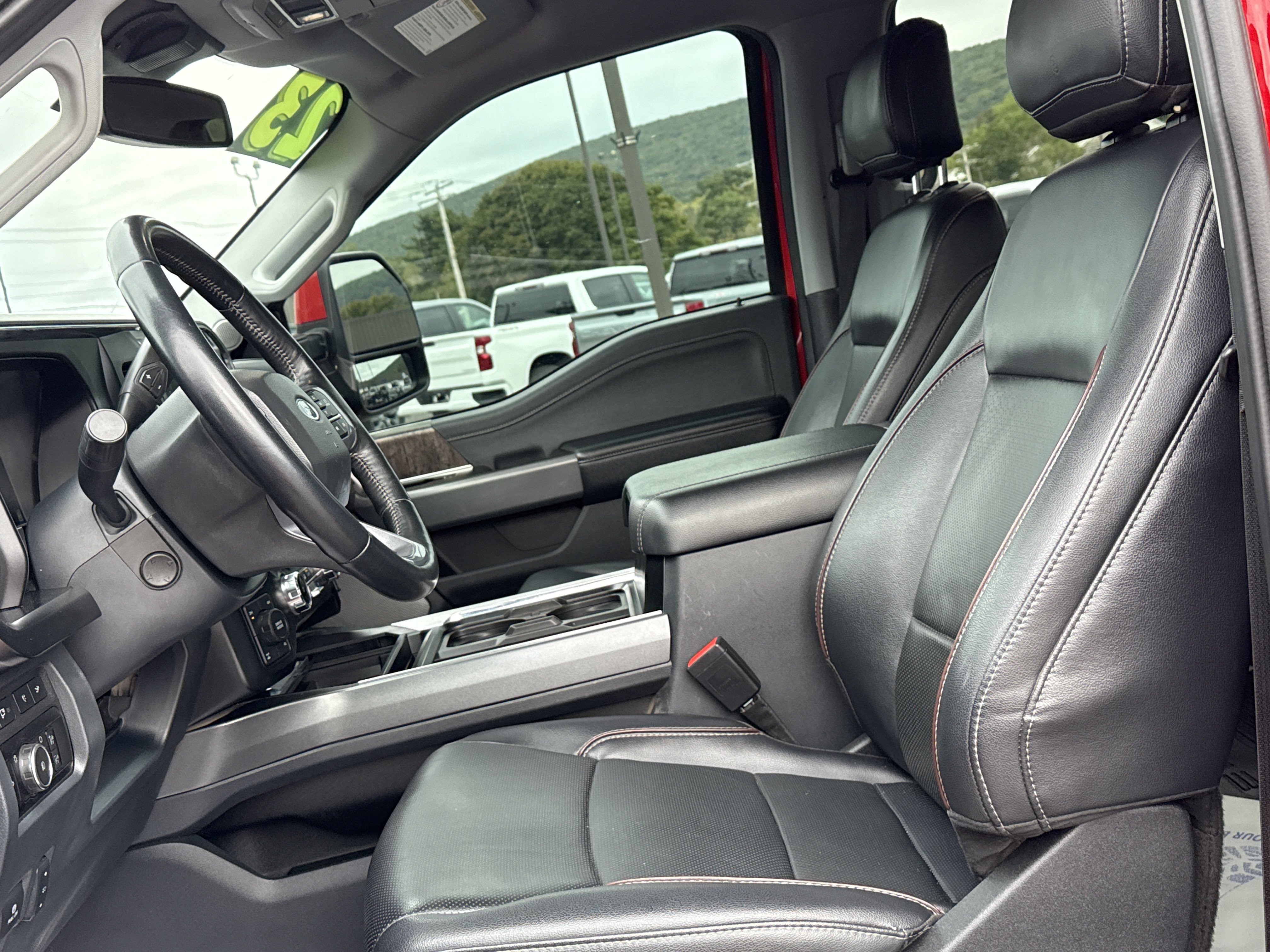 Used 2023 Ford F350 Lariat w/ Lariat Ultimate Package AWD/4WD image 12