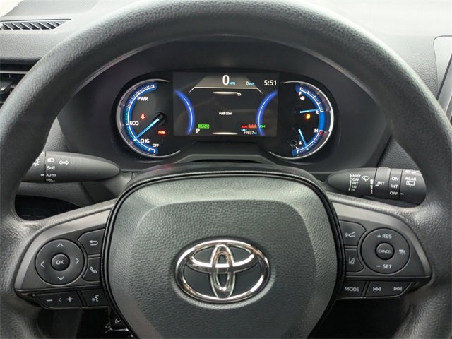 Used 2025 Toyota RAV4 XLE image 28