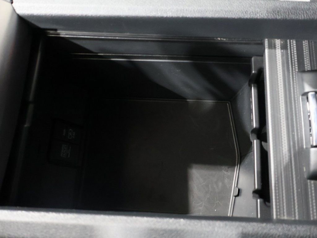 Used 2023 Honda Passport EX-L image 31